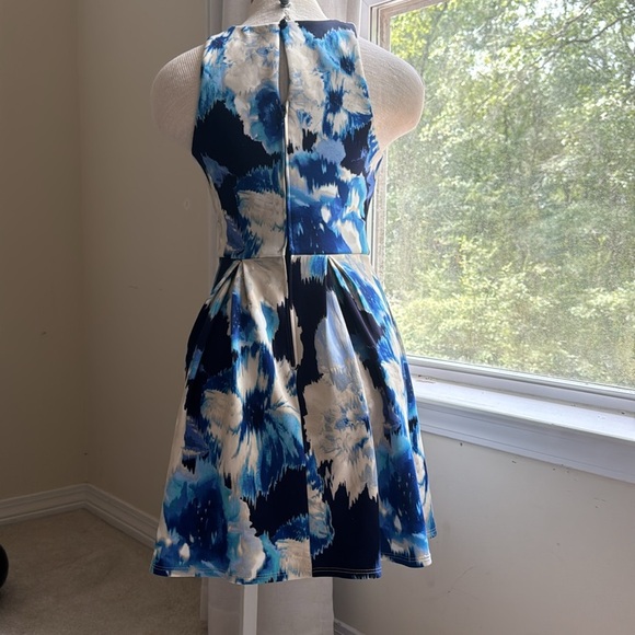 Cocktail dress size 3 - Picture 4 of 5